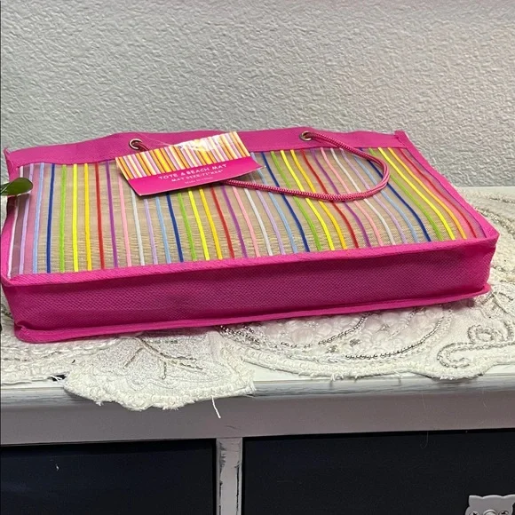 NWT Striped Beach Tote with Hot Pink Trim {flawed} - Picture 8 of 8